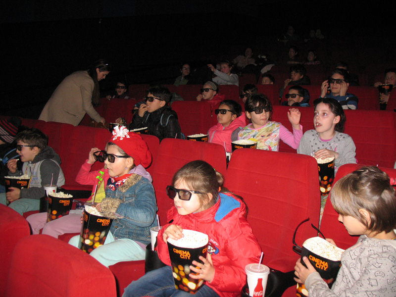 Copiii Centrului de zi “Alois Scrosoppi” din Iași s-au bucurat de un eveniment cu totul special. Au fost la Cinema.